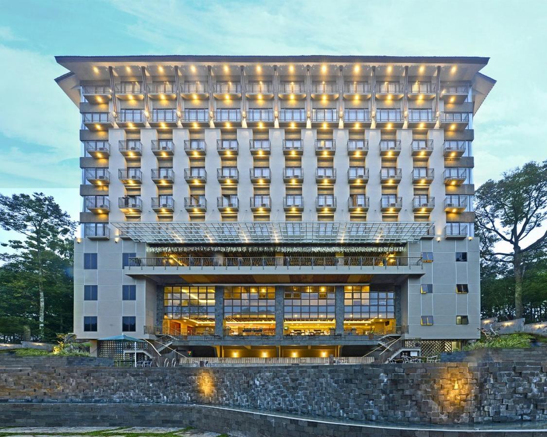 Famvida Hotel Lubuklinggau Zimmer foto